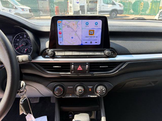 Used 2022 Kia Forte LXS w/ LXS Technology Package FWD image 13