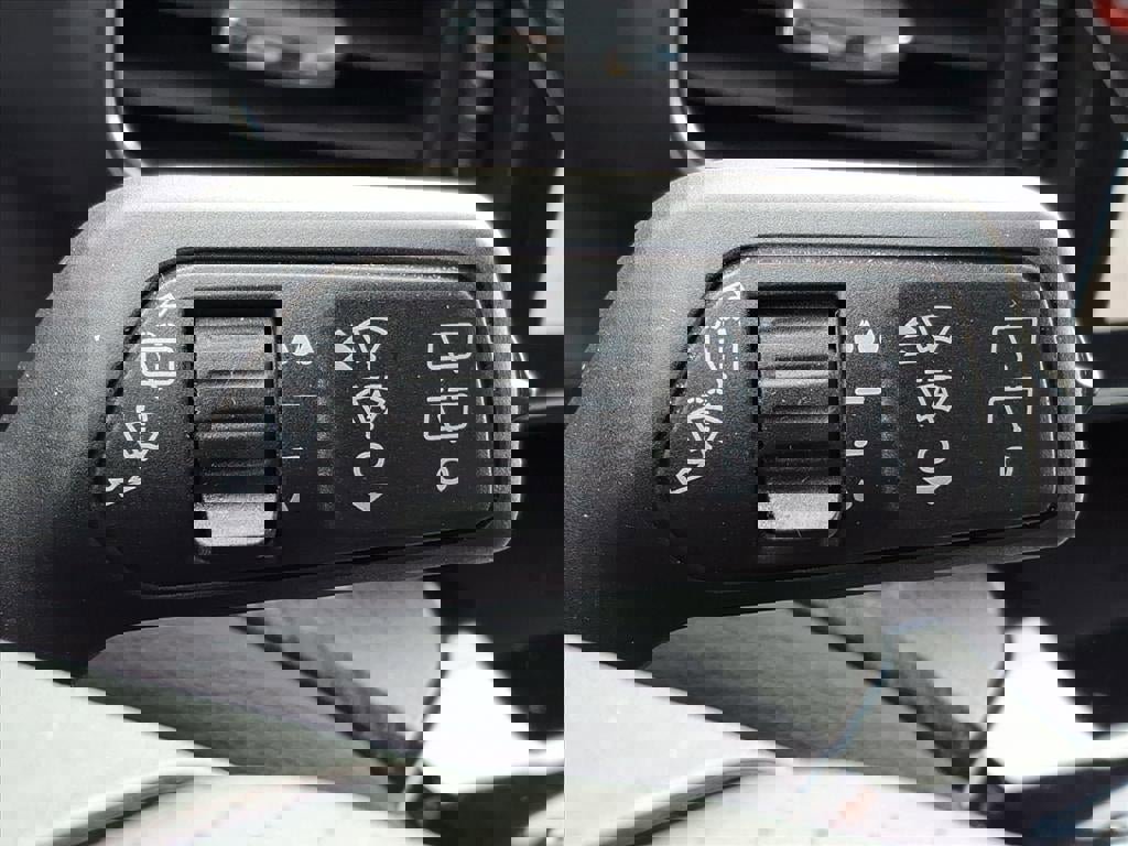 Certified 2023 Ford Explorer ST-Line w/ Class IV Trailer Tow Package image 28