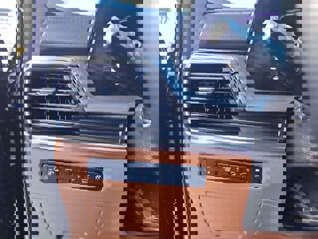 Used 2024 Kia Telluride EX X-Line image 11