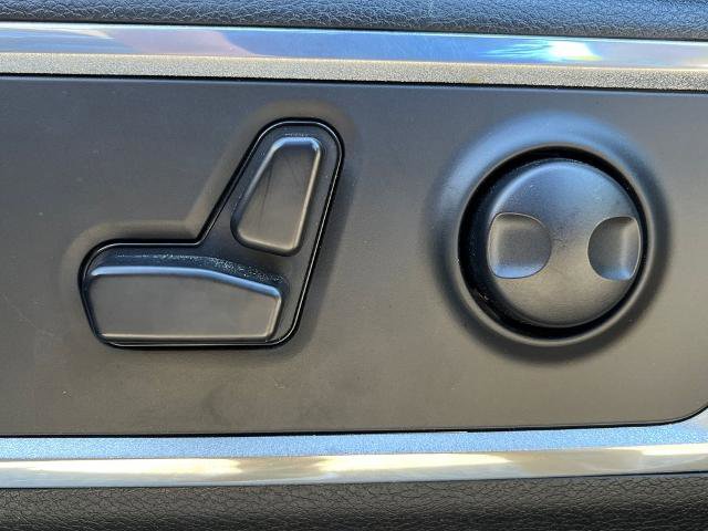 Used 2023 RAM 1500 Laramie AWD/4WD image 31