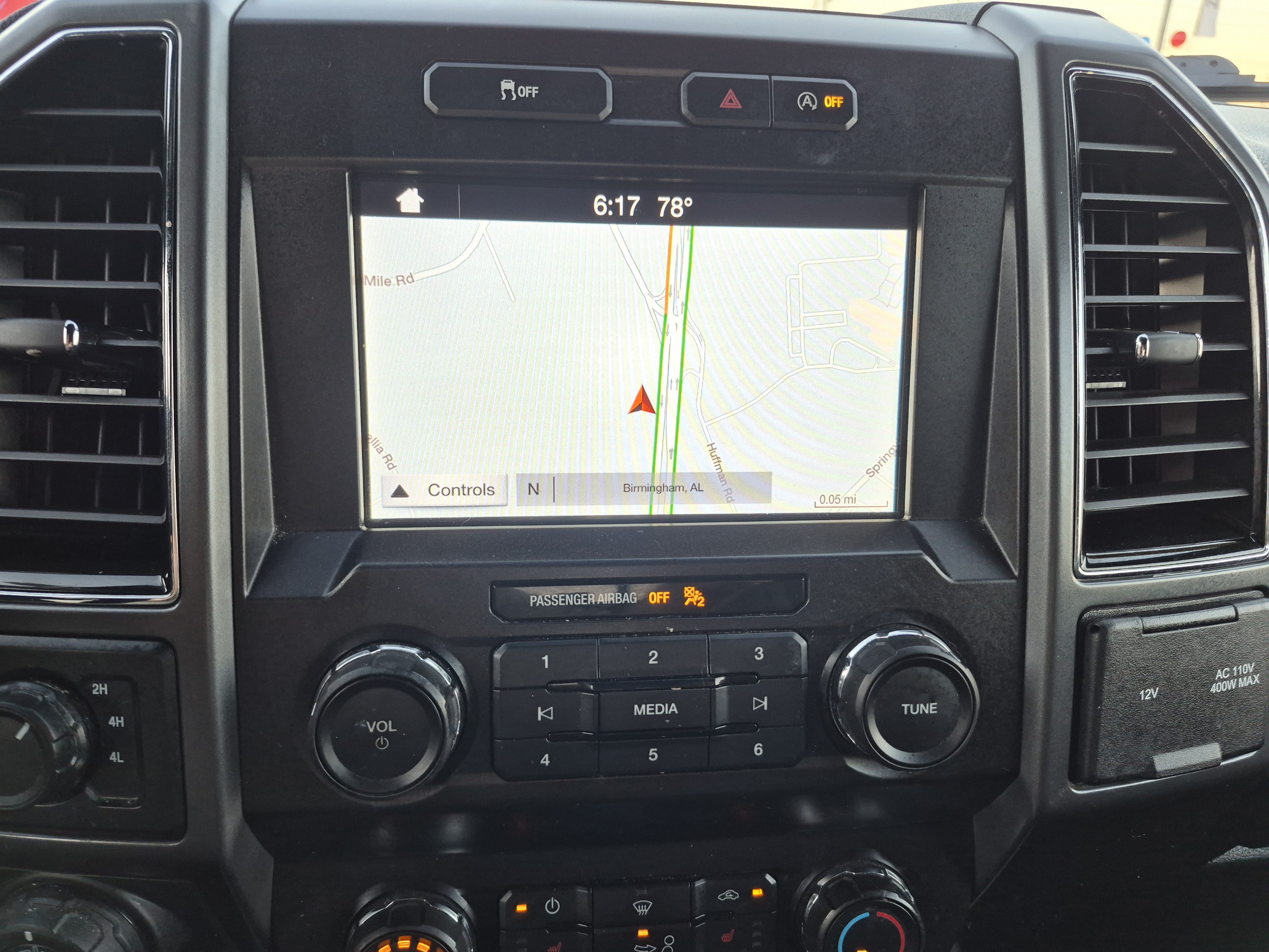 Certified 2019 Ford F150 XLT w/ Equipment Group 302A Luxury AWD/4WD image 34