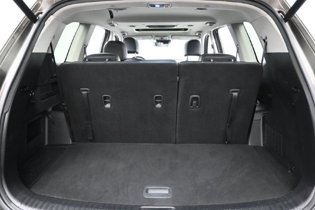 Used 2025 Kia Telluride S FWD image 29