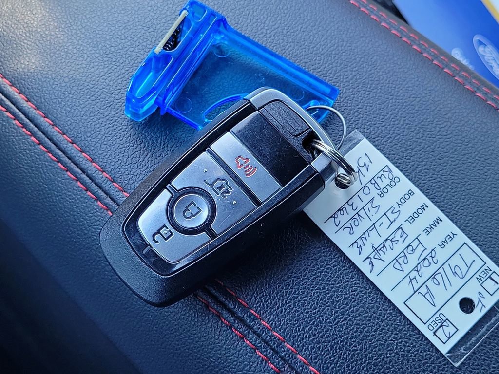 Certified 2024 Ford Escape ST-Line FWD image 34