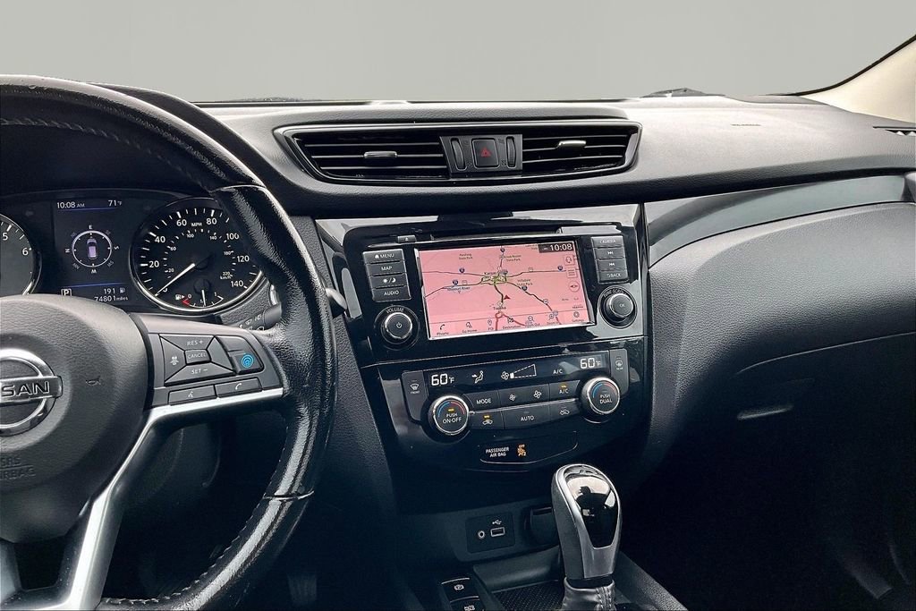 Used 2019 Nissan Rogue Sport SV w/ Technology Package FWD image 6