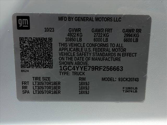 Used 2024 Chevrolet Silverado 2500 ZR2 w/ Technology Package image 23