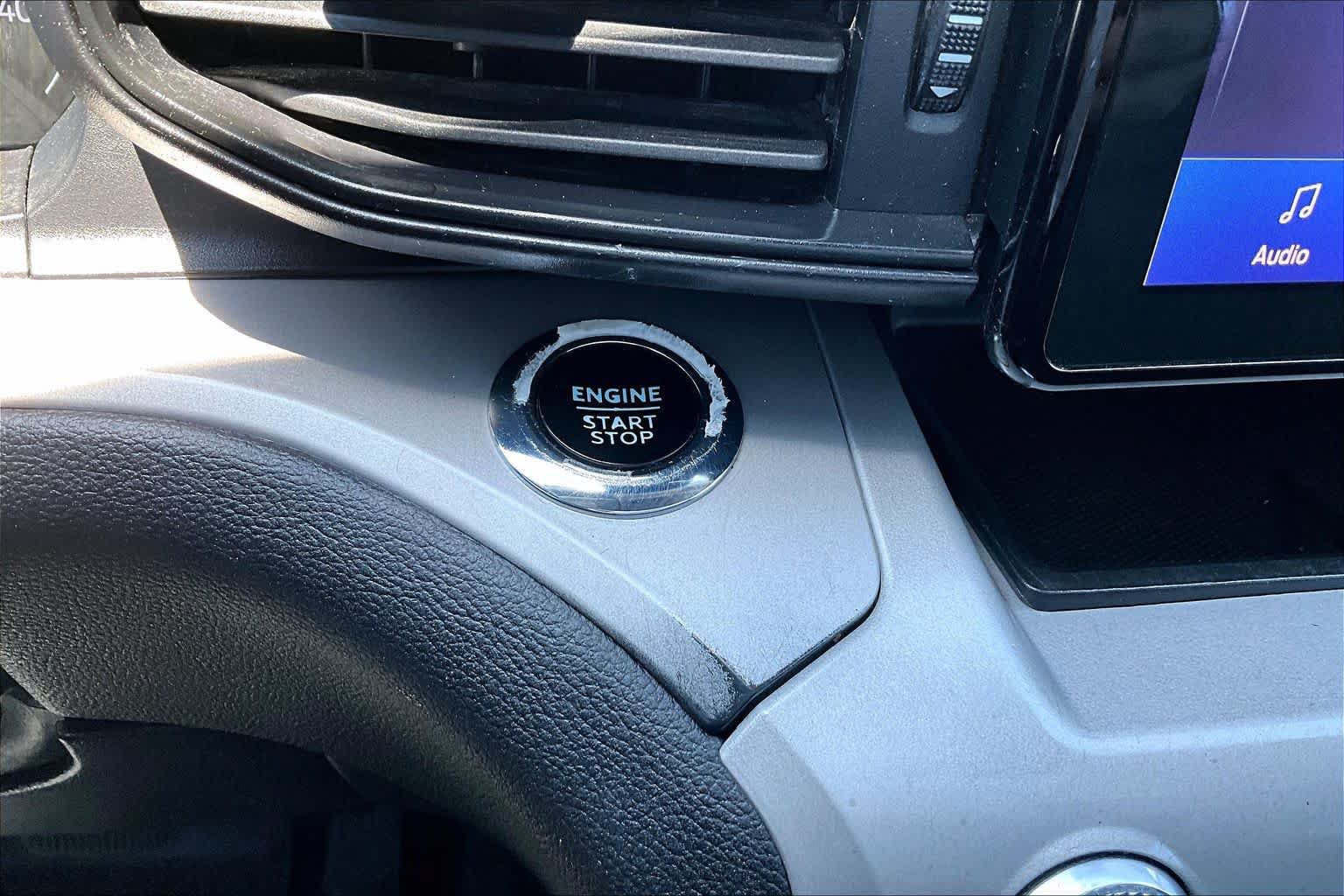 Certified 2023 Ford Explorer XLT RWD image 34