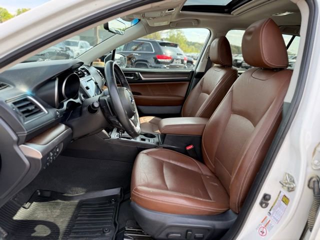 Used 2018 Subaru Outback 3.6R Touring AWD/4WD image 14