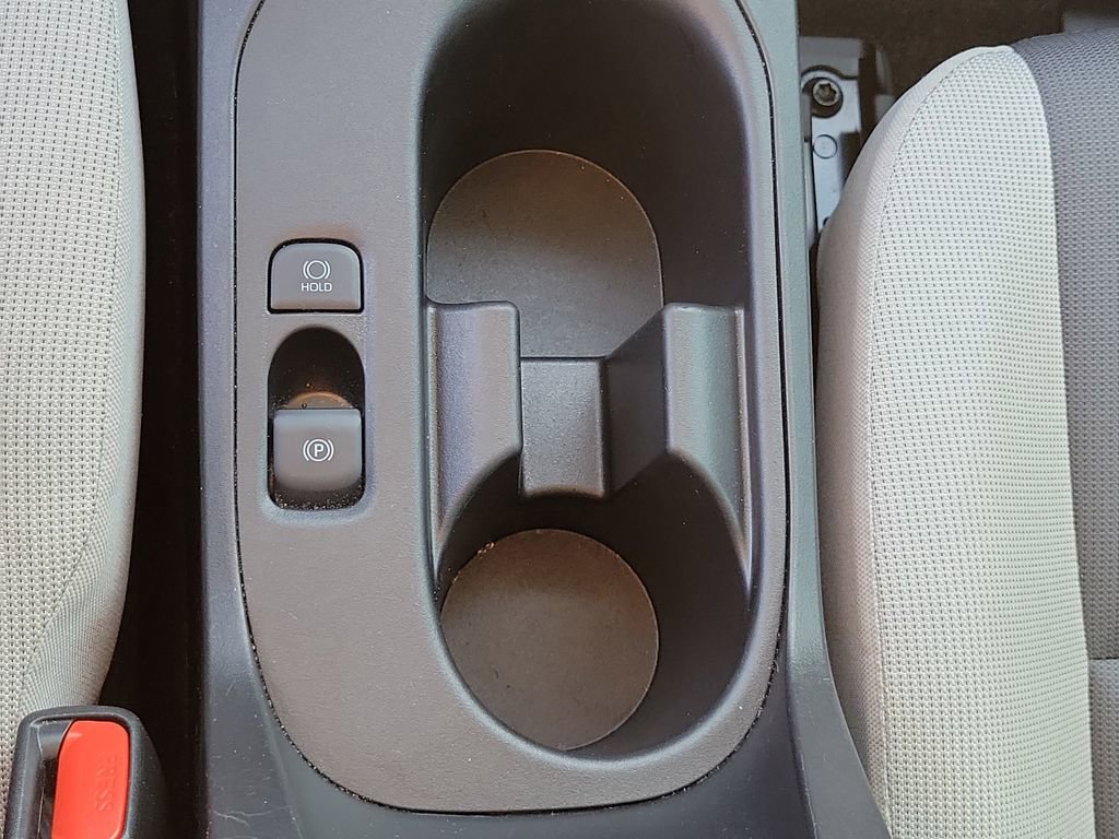 Used 2025 Toyota Corolla LE image 30