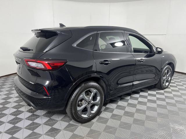 Certified 2024 Ford Escape ST-Line AWD/4WD image 10