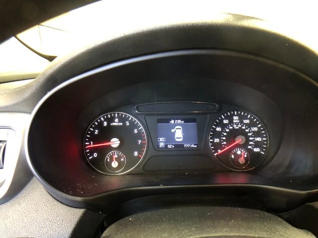 Used 2020 Kia Sorento LX image 14