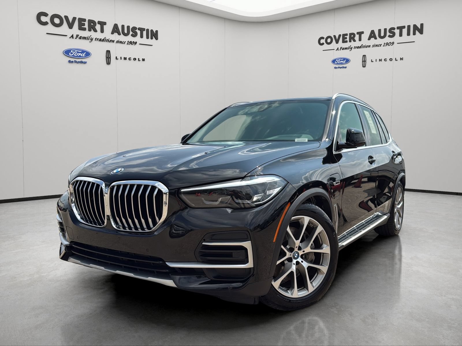 Used 2023 BMW X5 xDrive45e AWD/4WD image 1