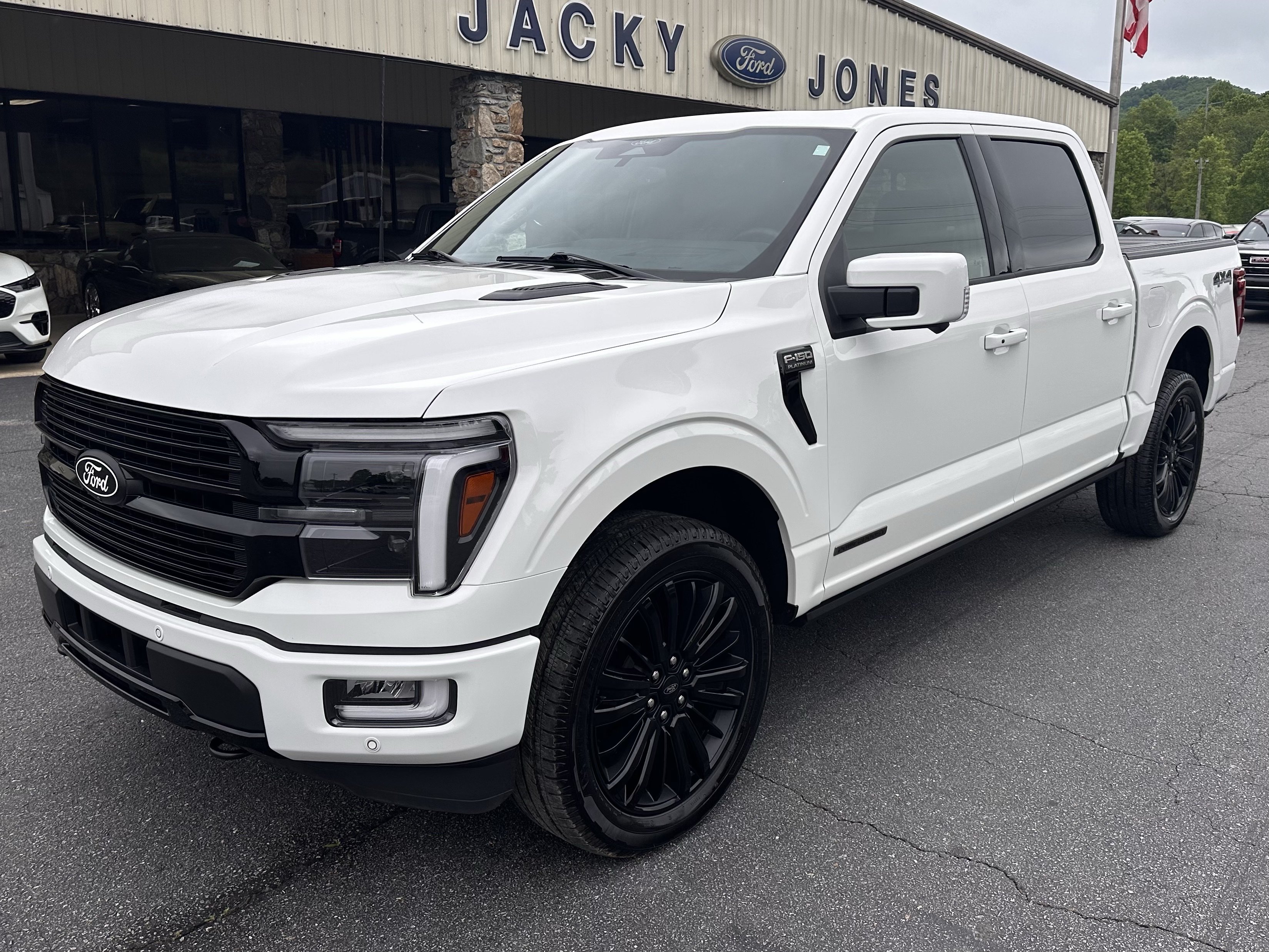 Certified 2025 Ford F150 Platinum w/ Equipment Group 702A High AWD/4WD image 2
