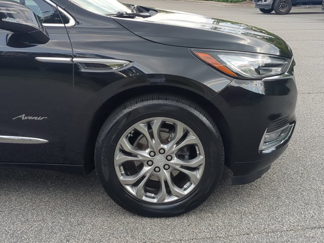 Used 2021 Buick Enclave Avenir w/ Avenir Technology Package FWD image 11