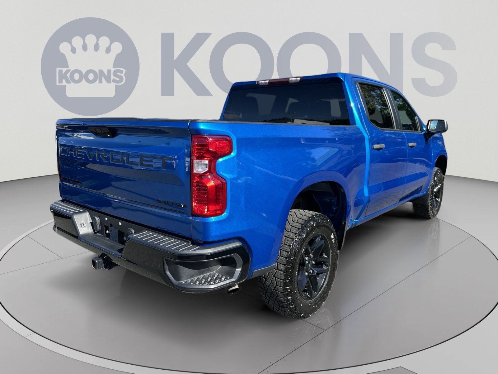Used 2023 Chevrolet Silverado 1500 Custom Trail Boss w/ LPO, Dark Essentials Package AWD/4WD image 11