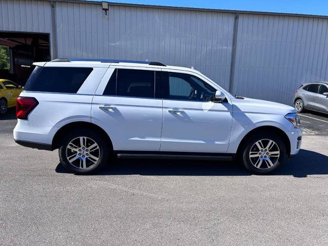Certified 2024 Ford Expedition Limited AWD/4WD image 4