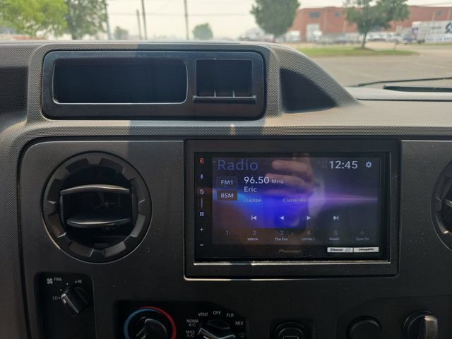 Certified 2017 Ford E-450 and Econoline 450 Super Duty w/ Power Windows & Locks Group RWD image 16