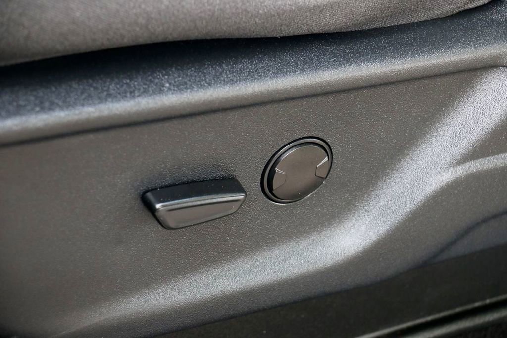 Certified 2025 Ford F150 XLT w/ Equipment Group 301A Standard image 18