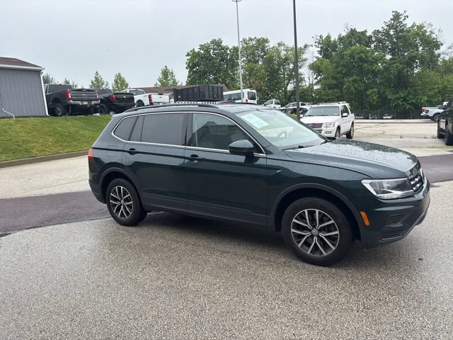 Used 2019 Volkswagen Tiguan SE w/ Panoramic Sunroof Package AWD/4WD image 18