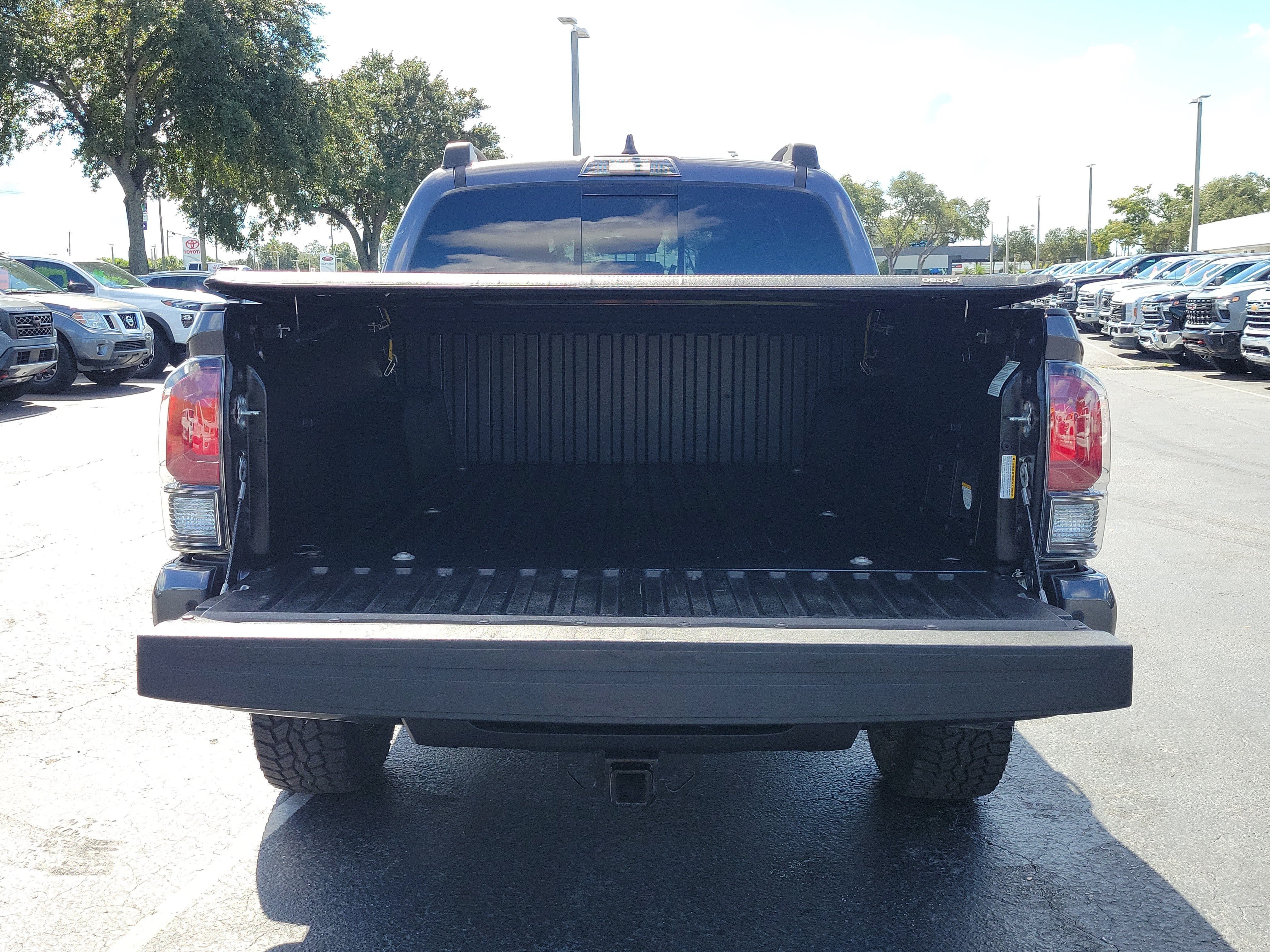 Used 2022 Toyota Tacoma TRD Pro AWD/4WD image 10