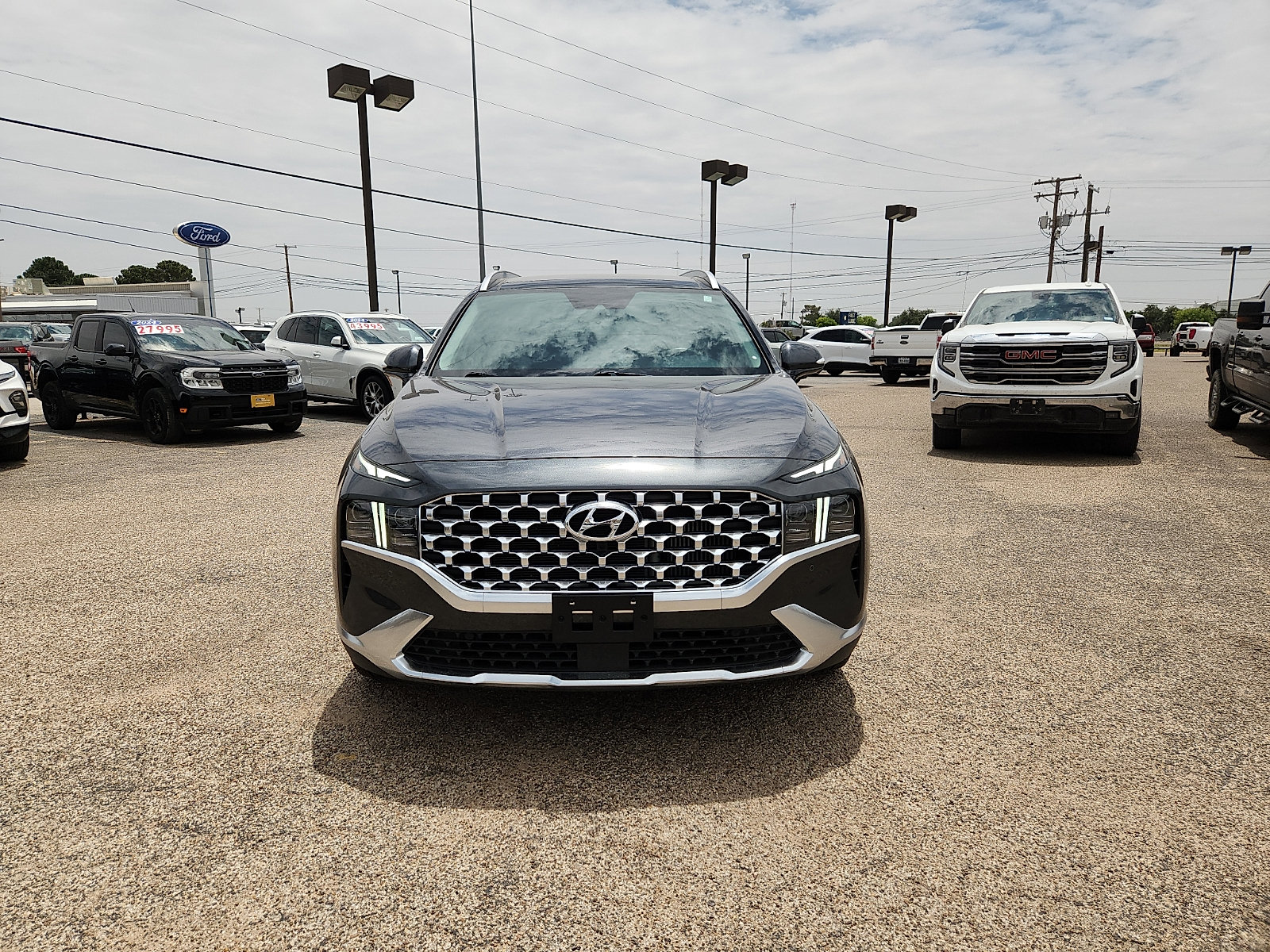 Used 2023 Hyundai Santa Fe Limited FWD image 2