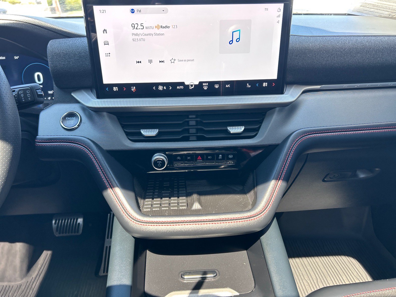 Certified 2025 Ford Explorer ST AWD/4WD image 31