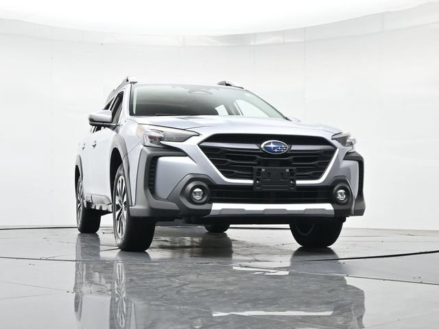 Used 2025 Subaru Outback Touring AWD/4WD image 38