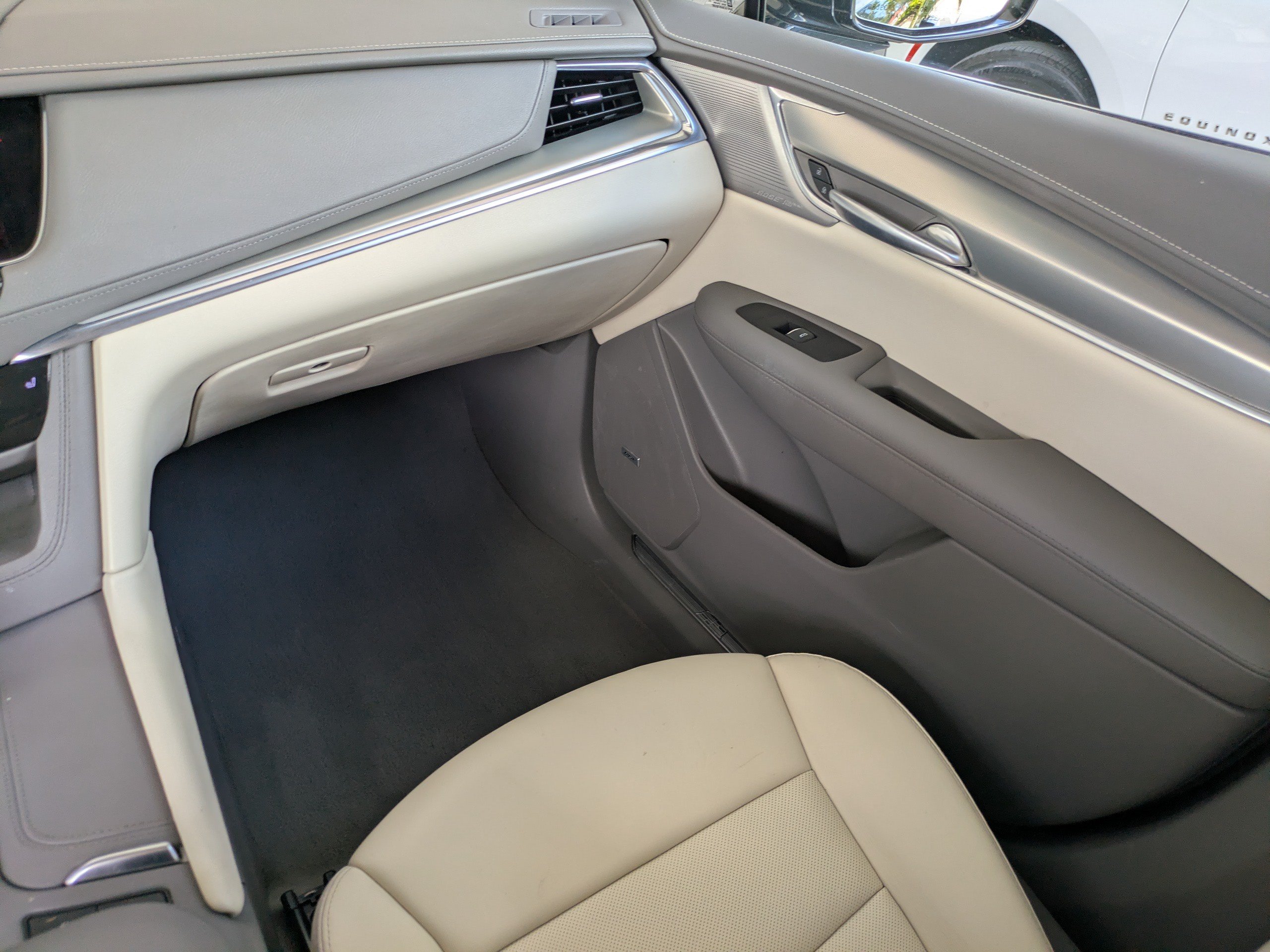 Used 2023 Cadillac XT5 Premium Luxury FWD image 18