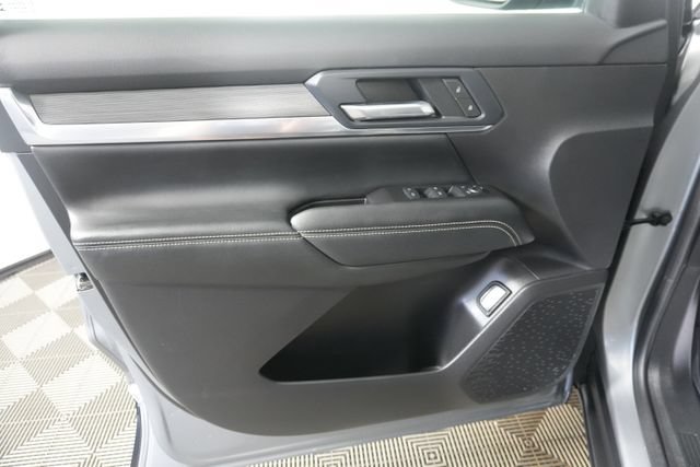 Used 2025 GMC Terrain Elevation w/ Elevation Premium Package AWD/4WD image 31