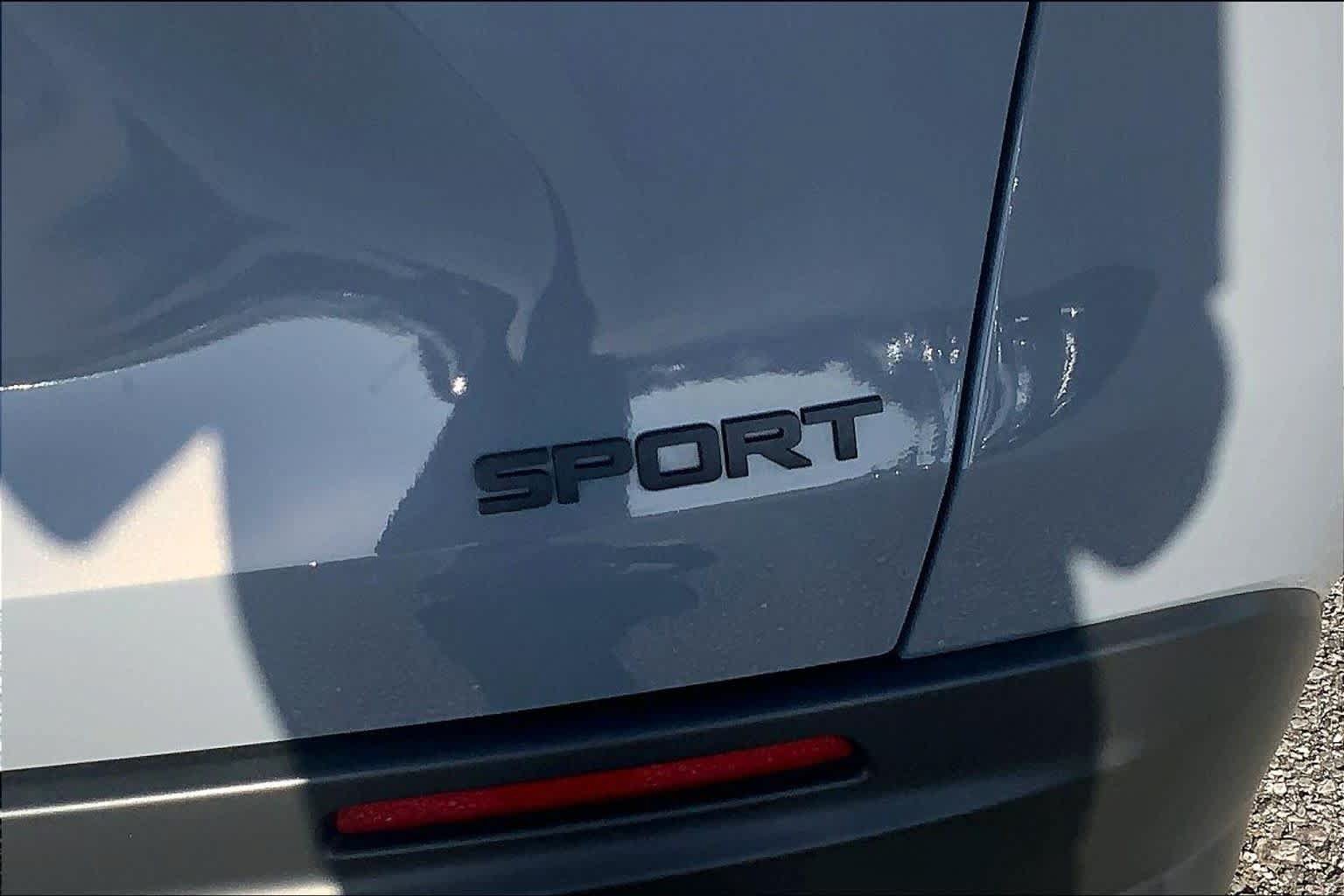 Used 2025 Honda HR-V Sport image 10