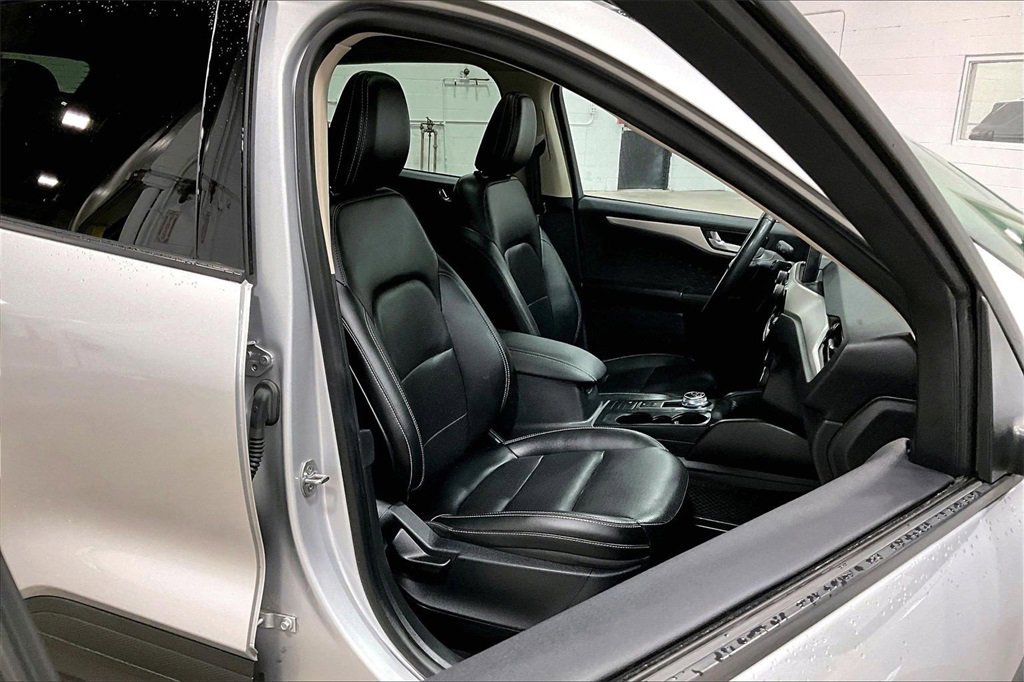 Certified 2020 Ford Escape SE Sport image 7