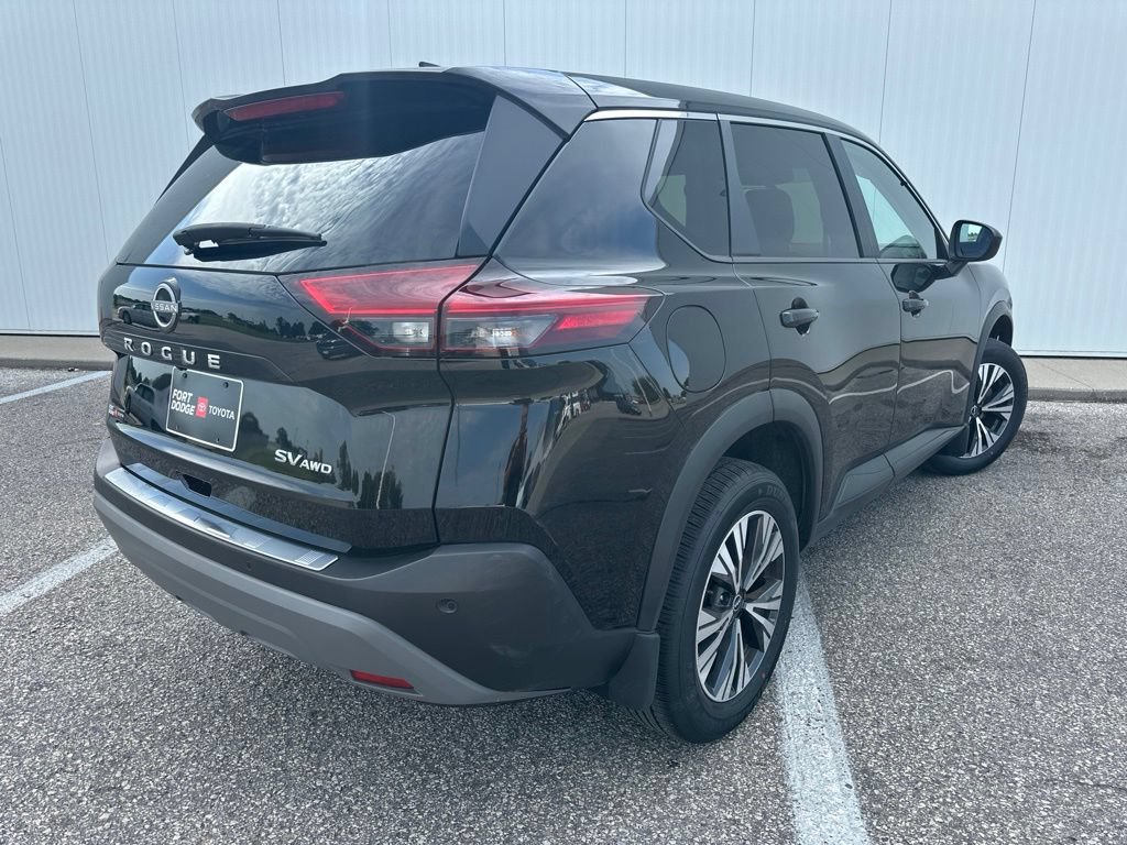 Used 2023 Nissan Rogue SV AWD/4WD image 7
