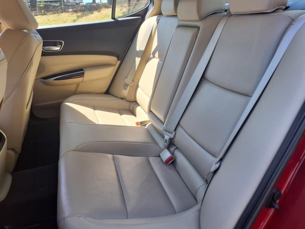 Used 2018 Acura TLX w/ Technology Package image 8