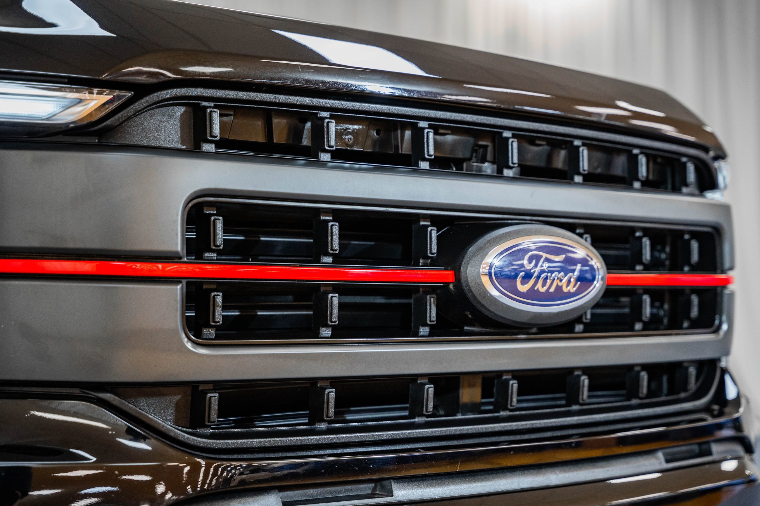 Certified 2021 Ford F150 Lariat w/ Equipment Group 502A High image 7