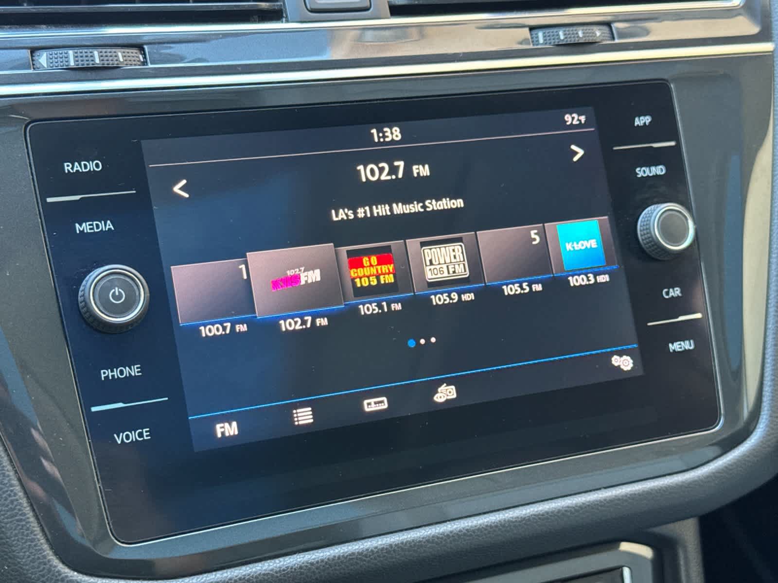 Used 2019 Volkswagen Tiguan SE w/ Panoramic Sunroof Package FWD image 20