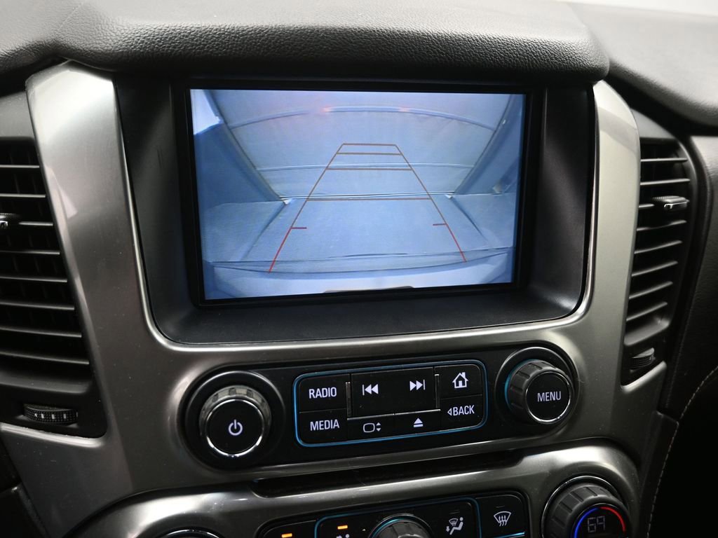 Used 2018 Chevrolet Suburban Premier image 12