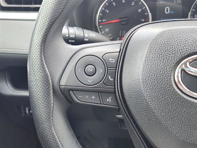 Used 2021 Toyota RAV4 XLE FWD image 27