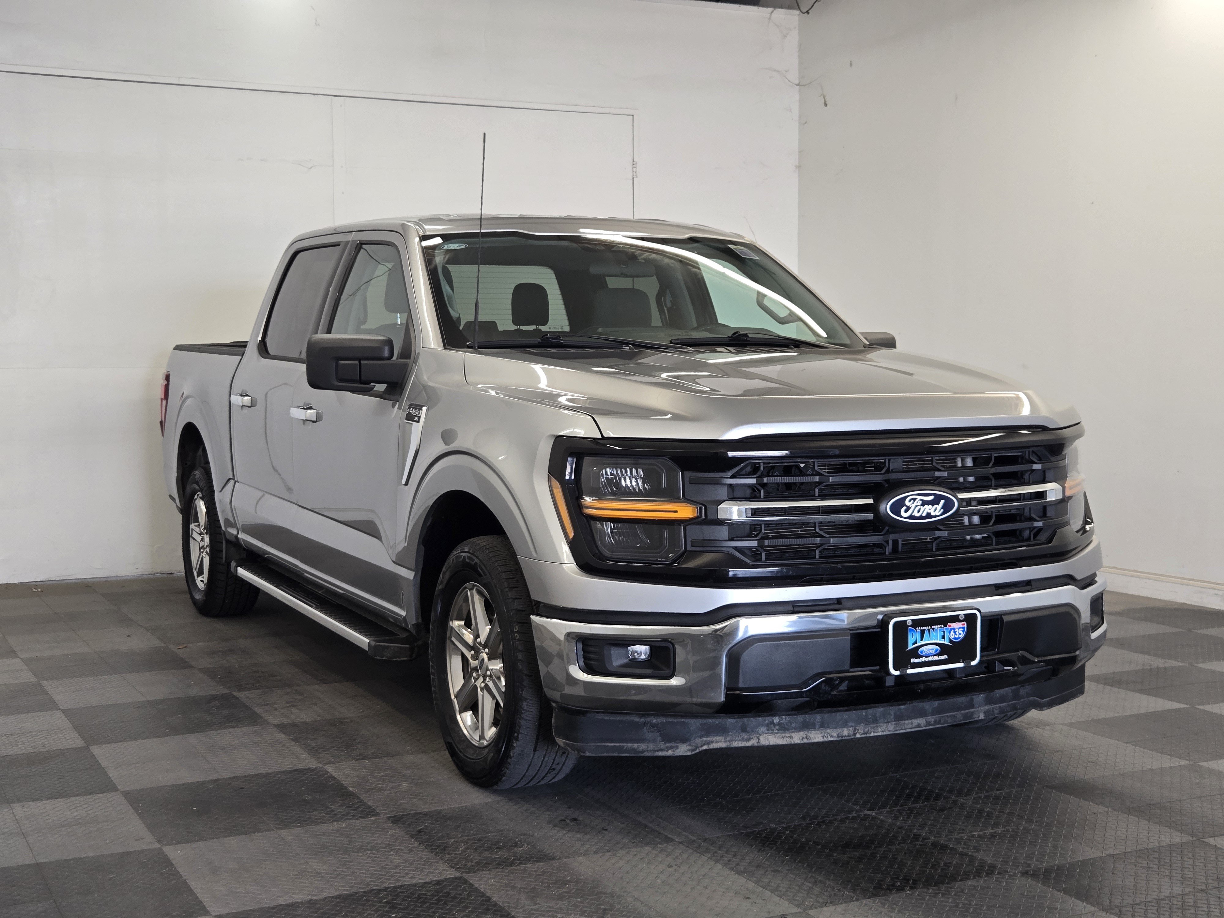 Certified 2025 Ford F150 XLT w/ Equipment Group 301A Standard RWD image 2