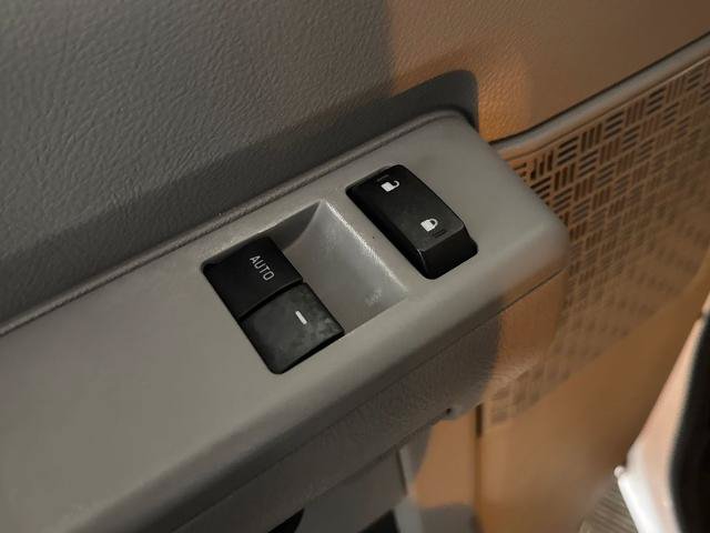 Certified 2021 Ford E-350 and Econoline 350 Super Duty w/ Power Windows & Locks Group RWD image 14