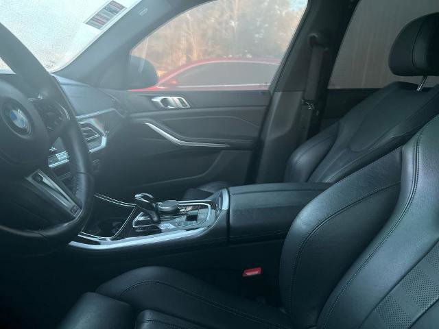 Used 2021 BMW X5 sDrive40i w/ M Sport Package image 8