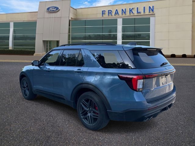Certified 2025 Ford Explorer ST AWD/4WD image 5