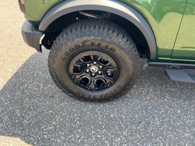 Certified 2025 Ford Bronco Badlands AWD/4WD image 32