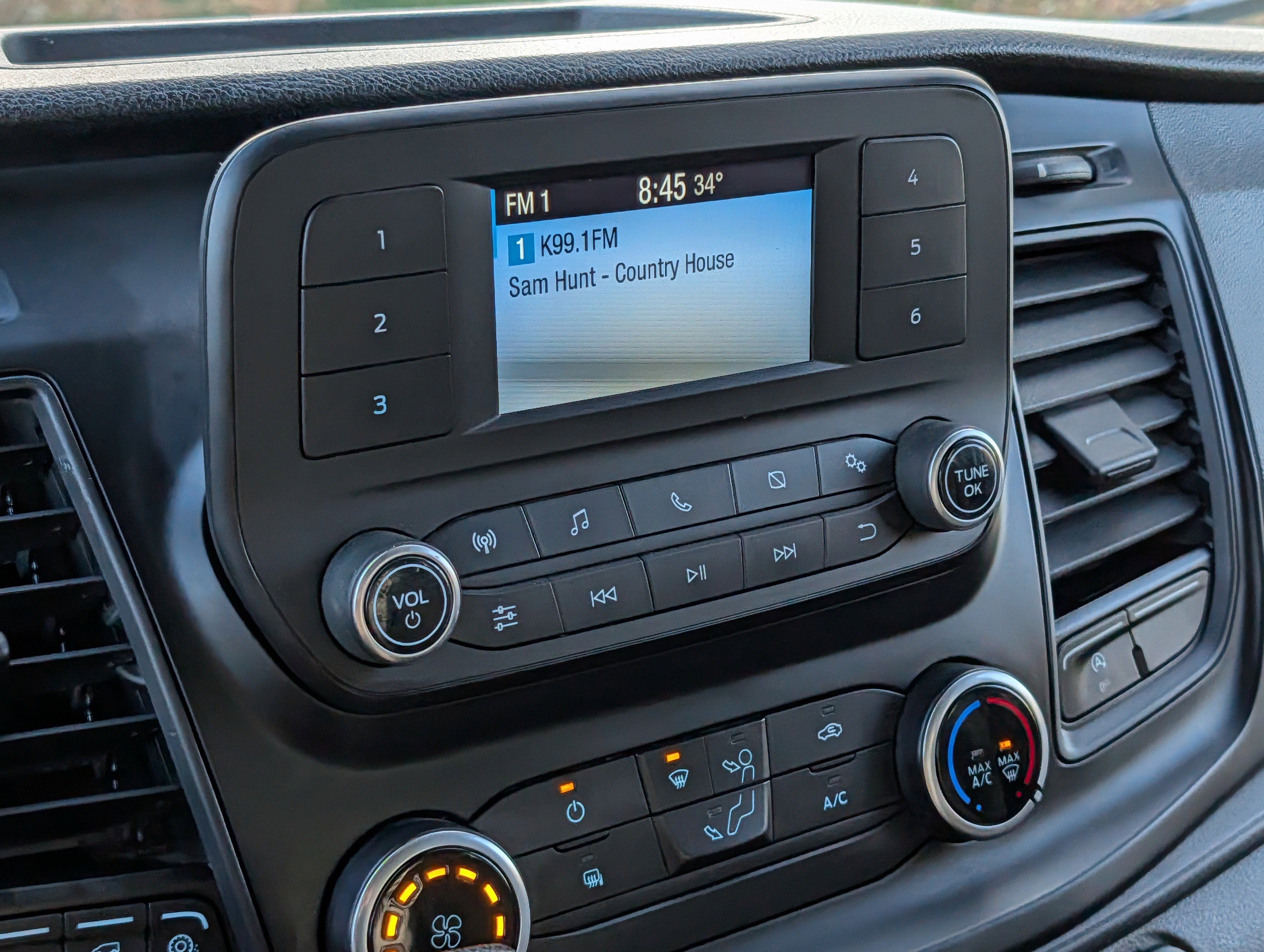 Certified 2020 Ford Transit 250 Medium Roof w/ Interior Upgrade Package image 17