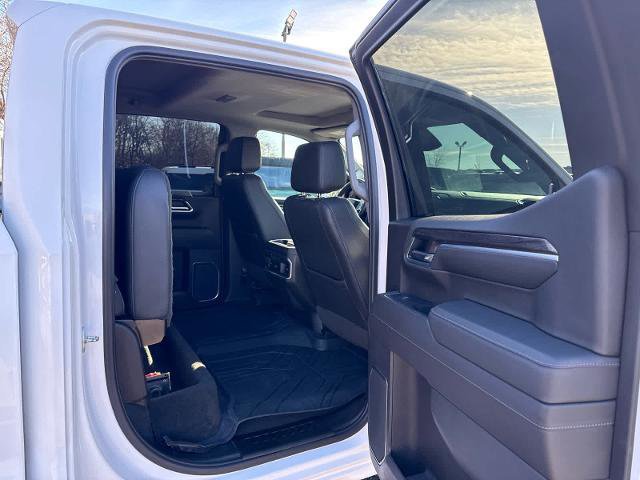 Used 2022 Chevrolet Silverado 1500 LTZ w/ LTZ Premium Package image 9