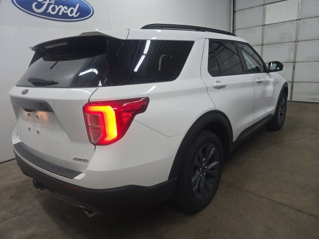 Certified 2023 Ford Explorer XLT w/ Equipment Group 202A AWD/4WD image 11