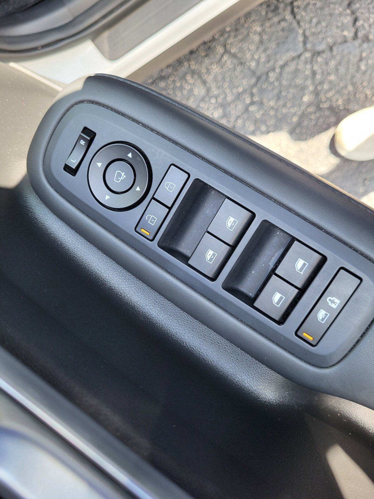 Used 2024 Hyundai Santa Fe Limited FWD image 18