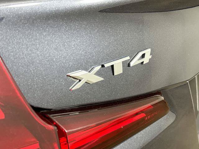 Used 2023 Cadillac XT4 Luxury FWD image 7