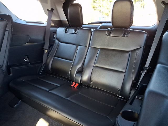 Certified 2022 Ford Explorer XLT w/ Equipment Group 202A image 10