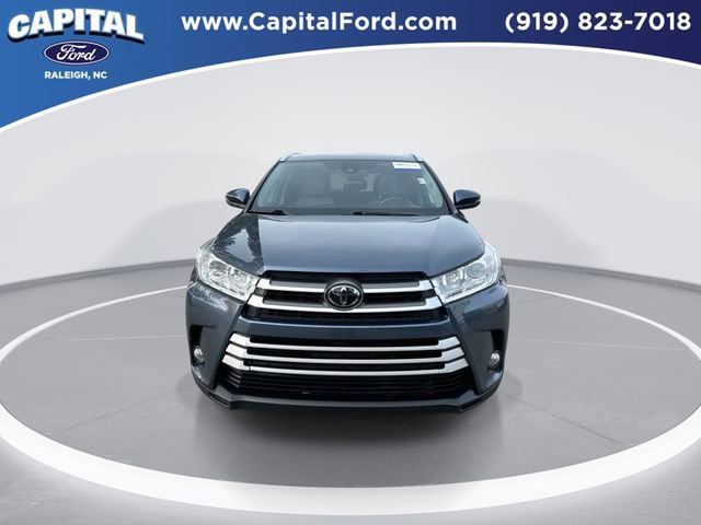 Used 2019 Toyota Highlander XLE image 9