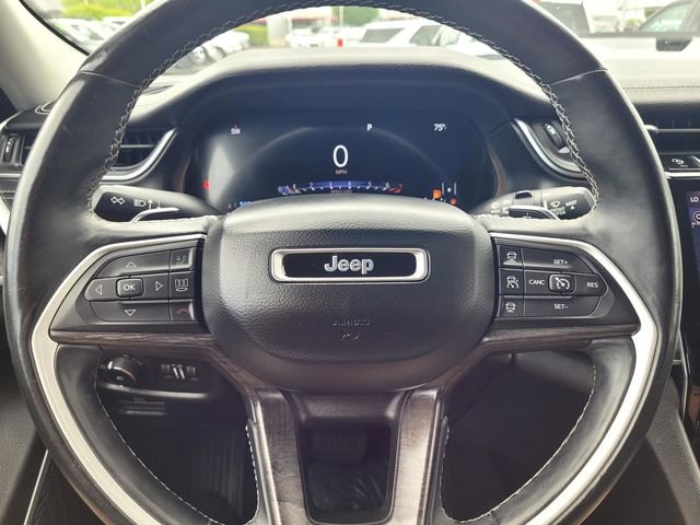 Used 2021 Jeep Grand Cherokee L Limited AWD/4WD image 25
