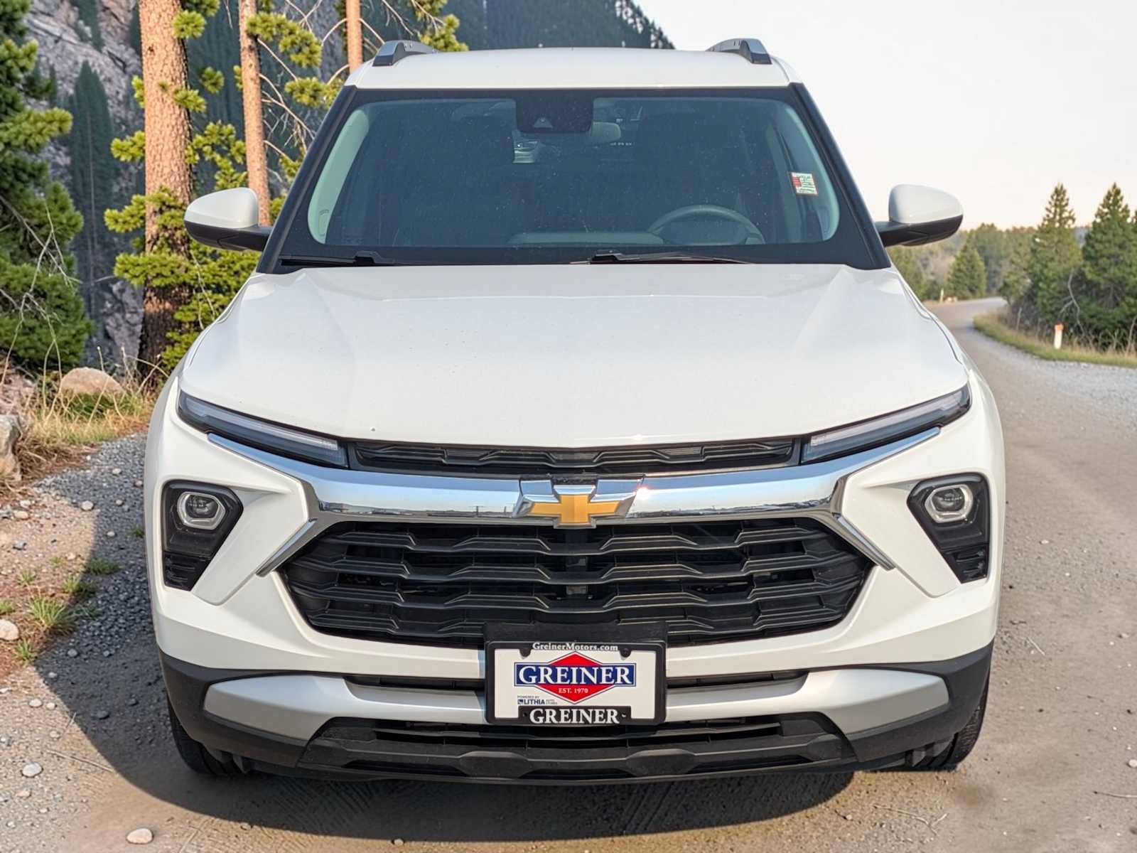 Used 2025 Chevrolet TrailBlazer LT AWD/4WD image 9